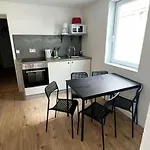 Wohnen Auf Zeit In Hueckeswagen -neu- Apartment